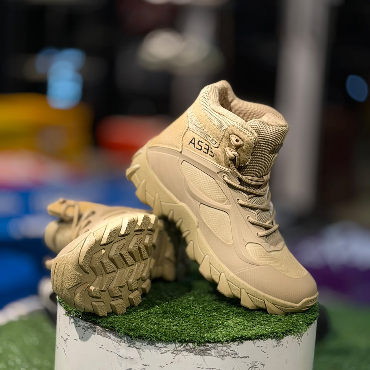A533 Boot Half Beige