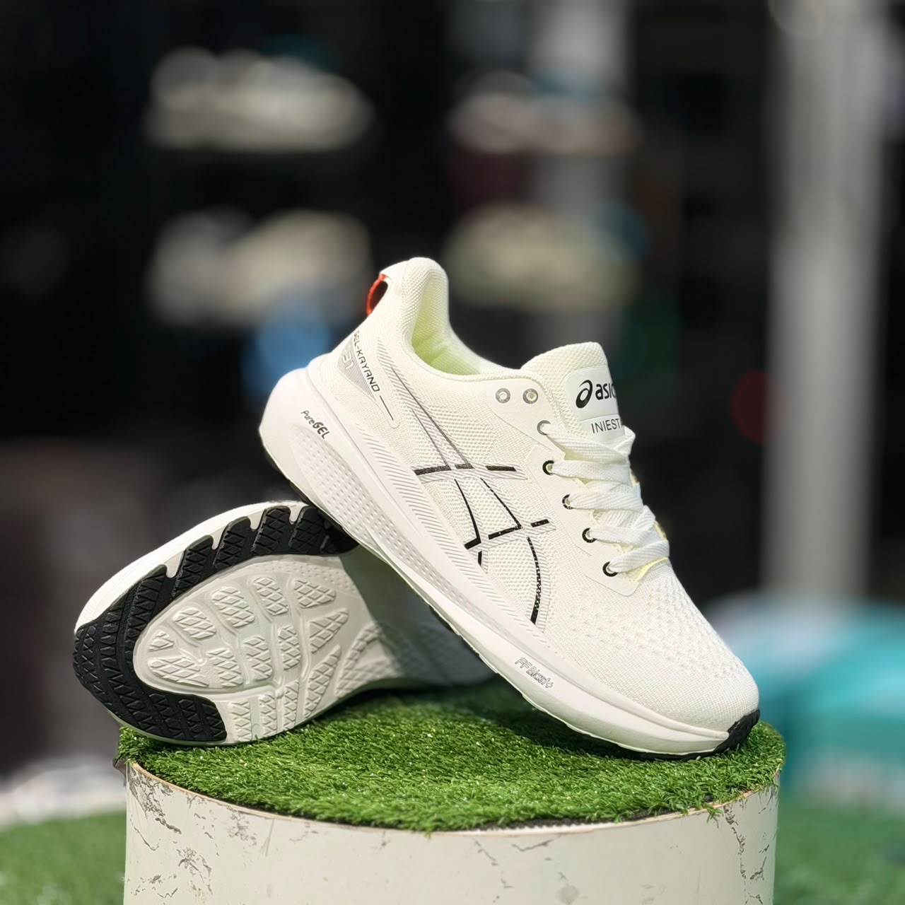 ASICS Gel-Kayano 31 Full White