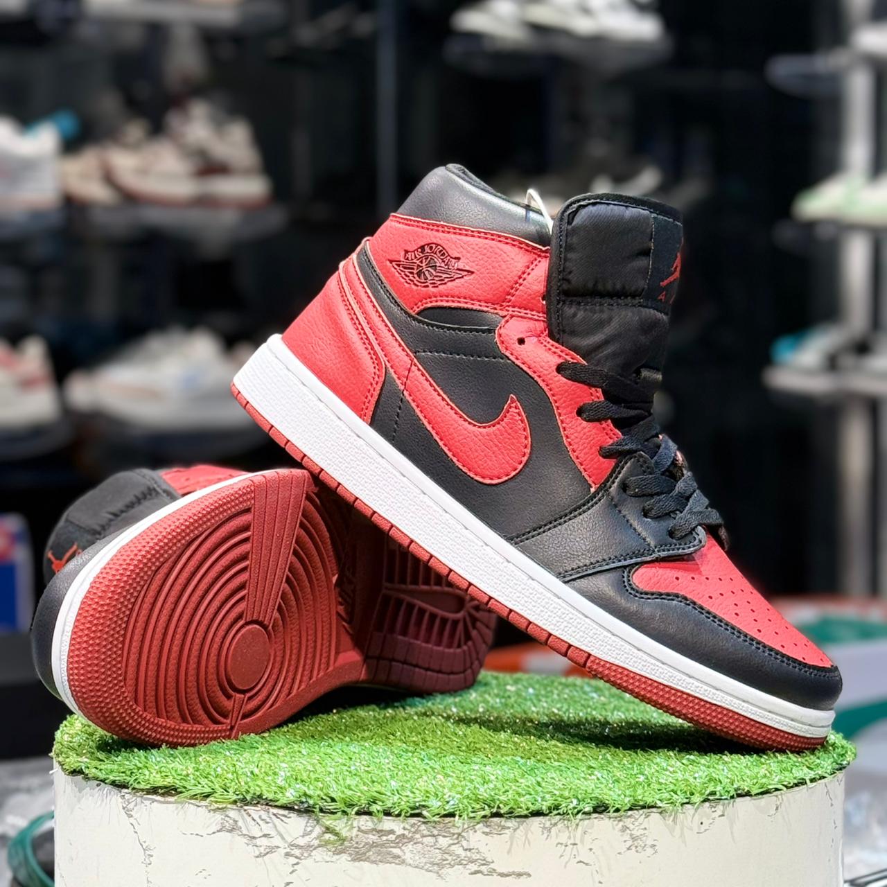 Jordan 1 High Top Bred