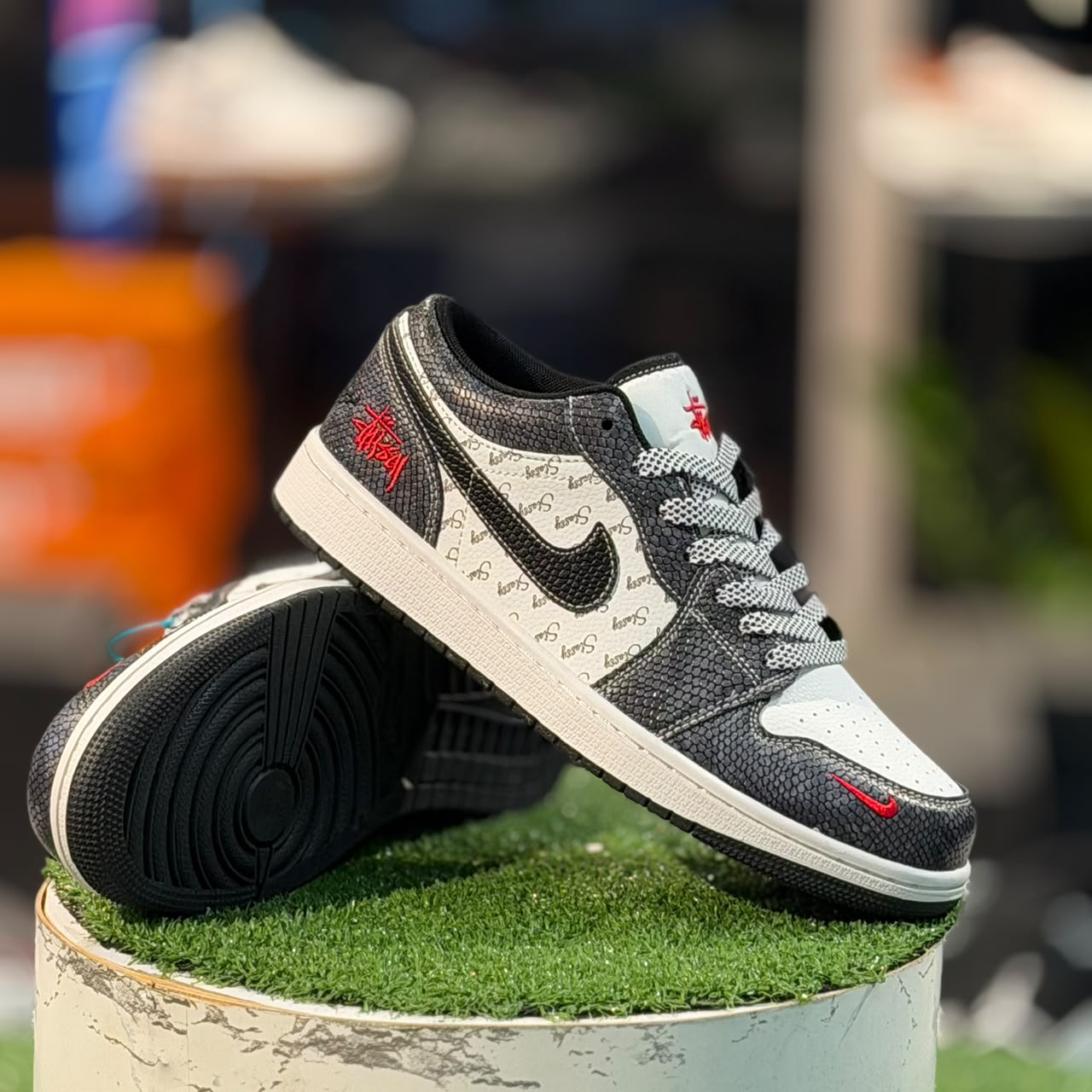 Jordan 1 Low (Year Of The Horse)