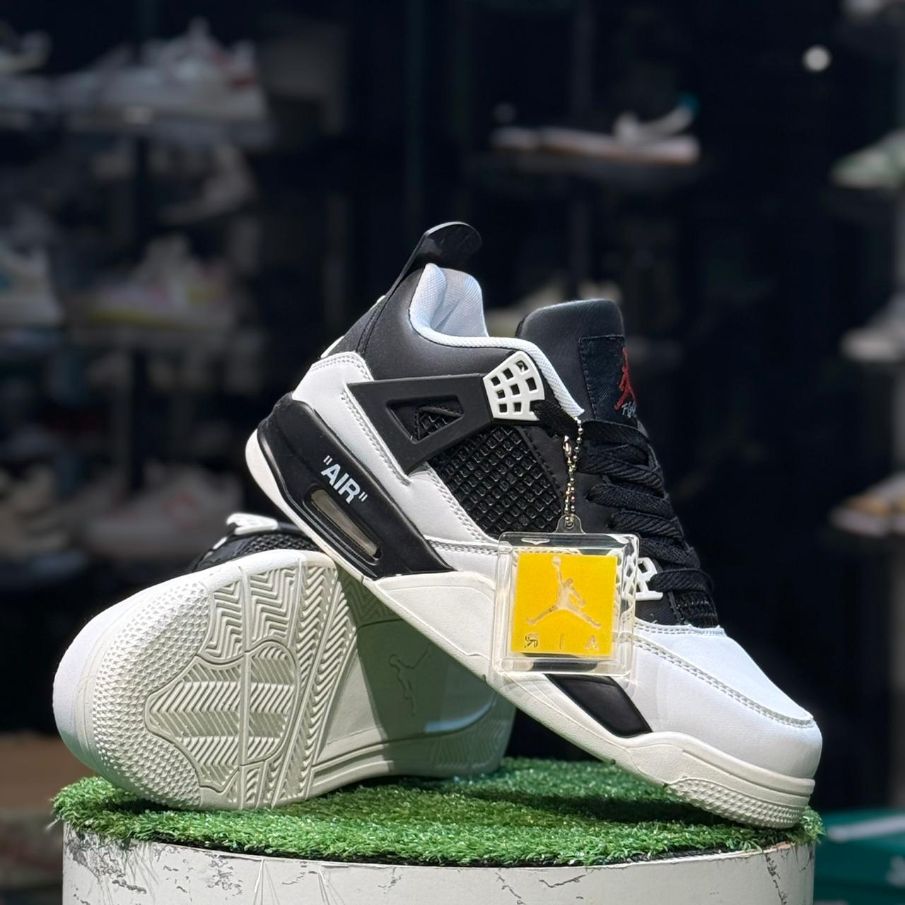 Jordan 4 Retro Flight Club