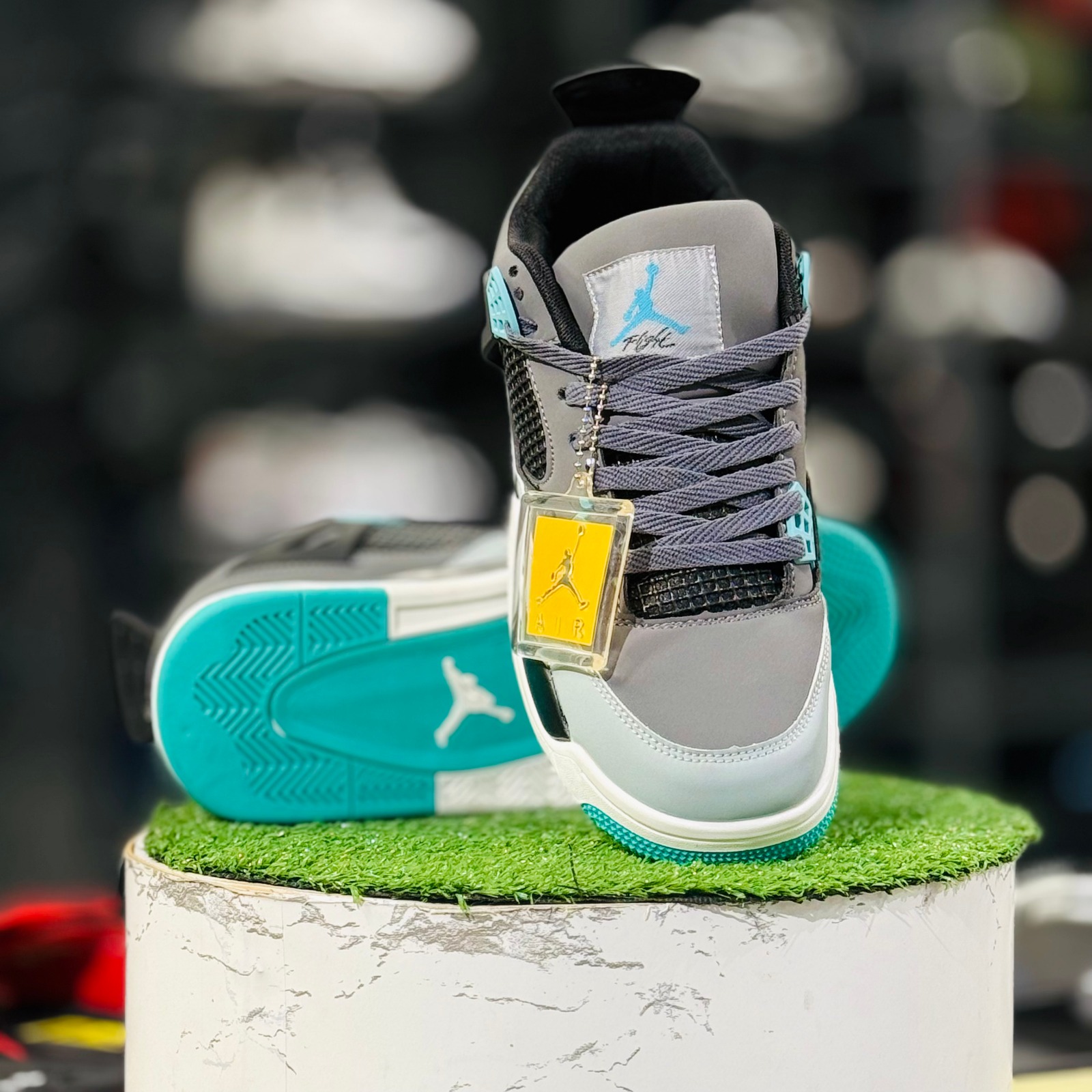 Jordan 4 Retro Green Glow