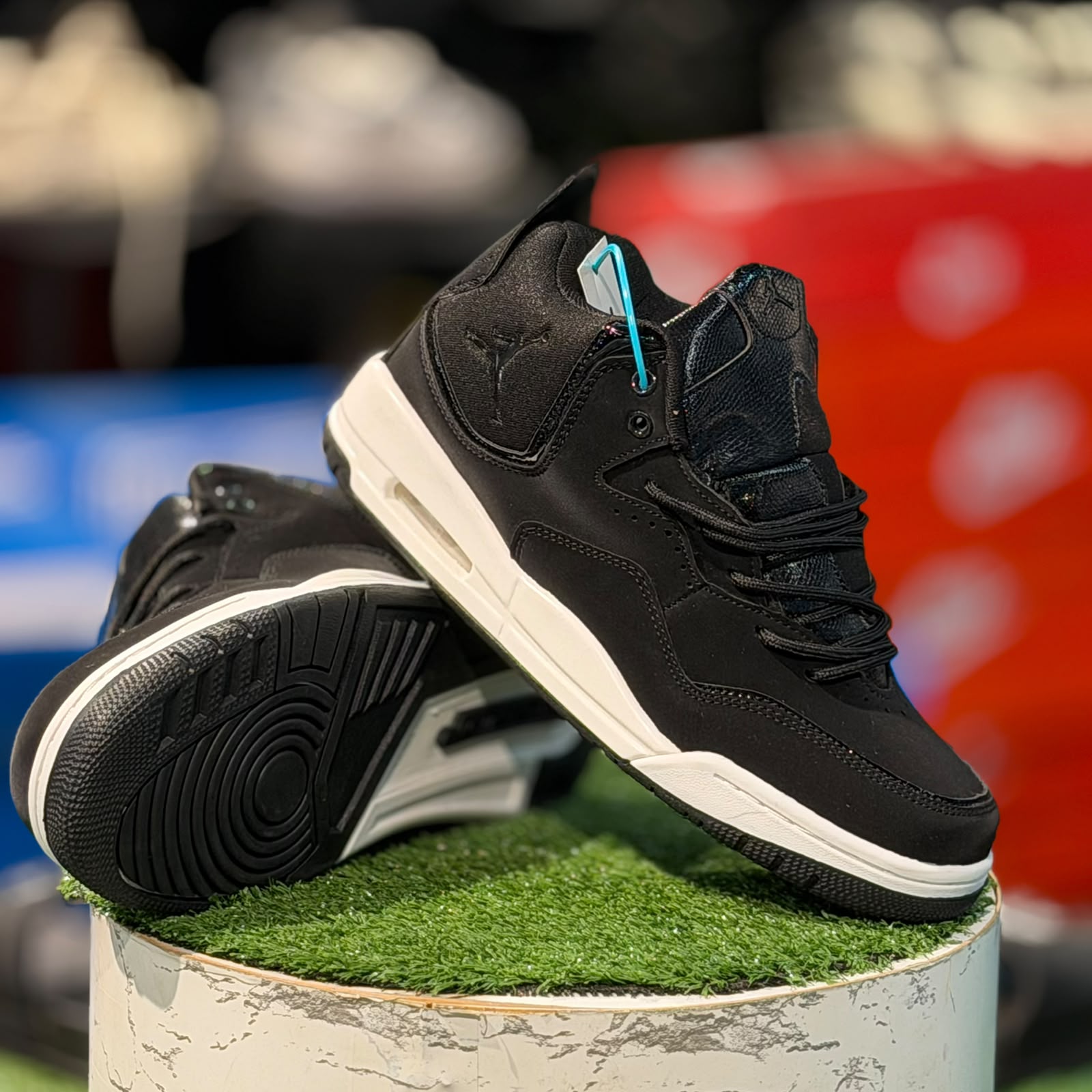Jordan Courtside 23 Black & White