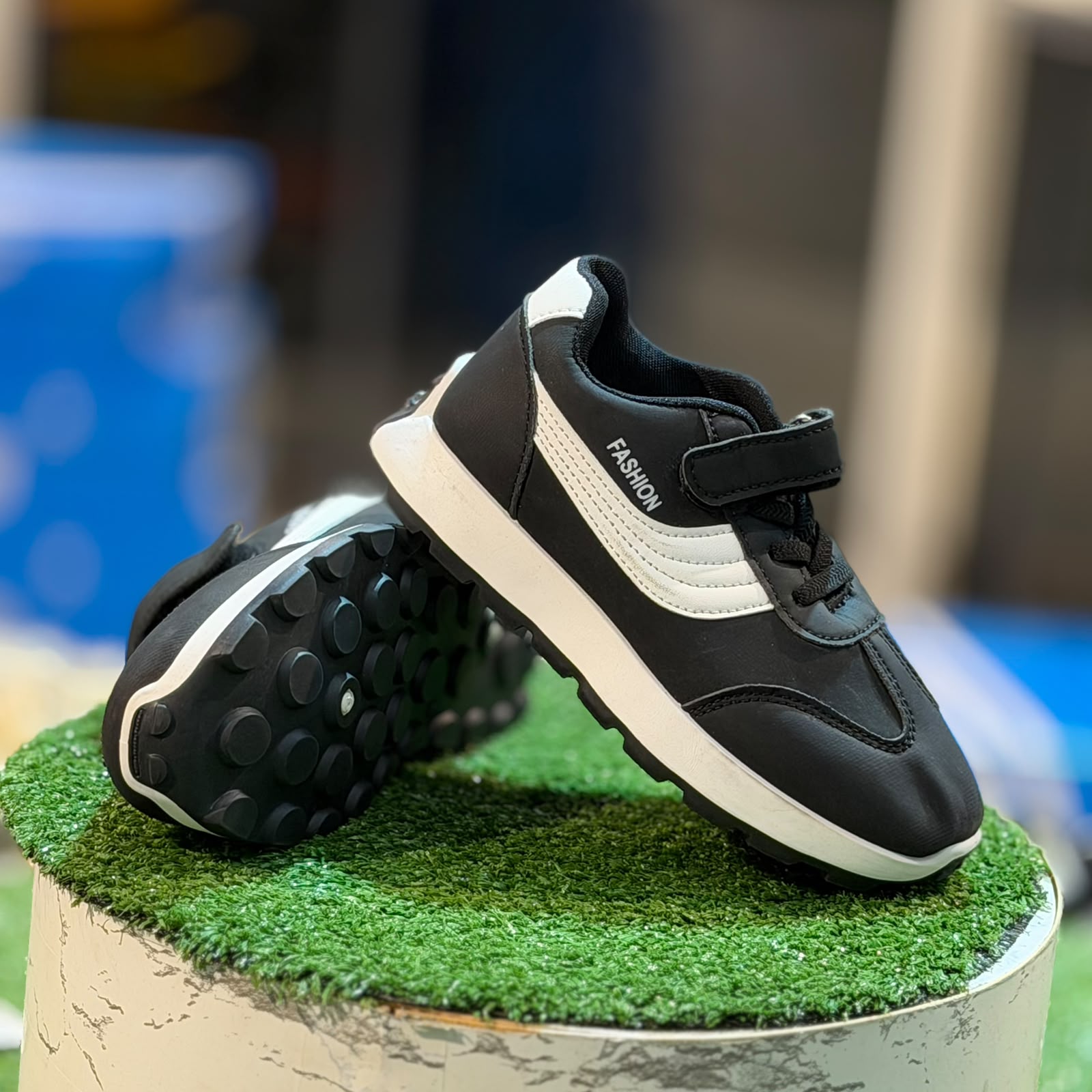Kids Shoe 2002