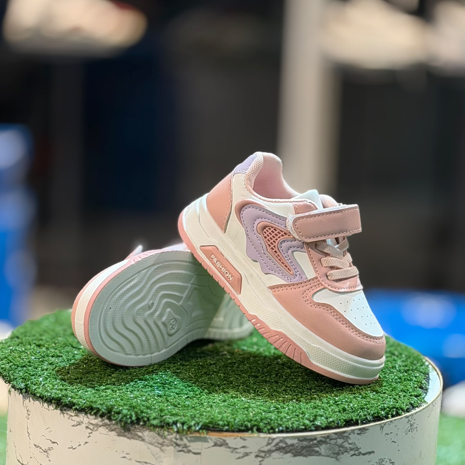 Kids Shoe 2005