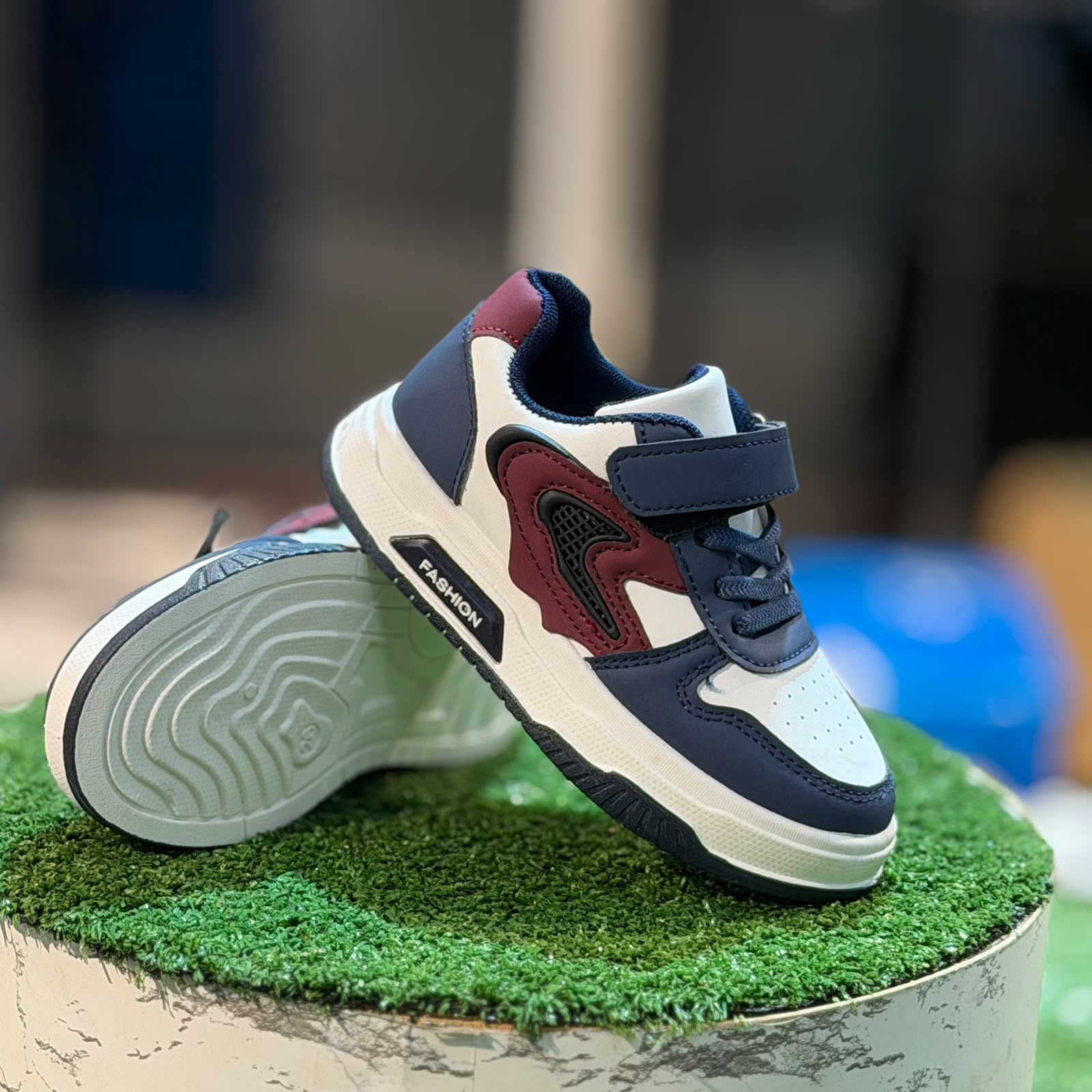 Kids Shoe 2006