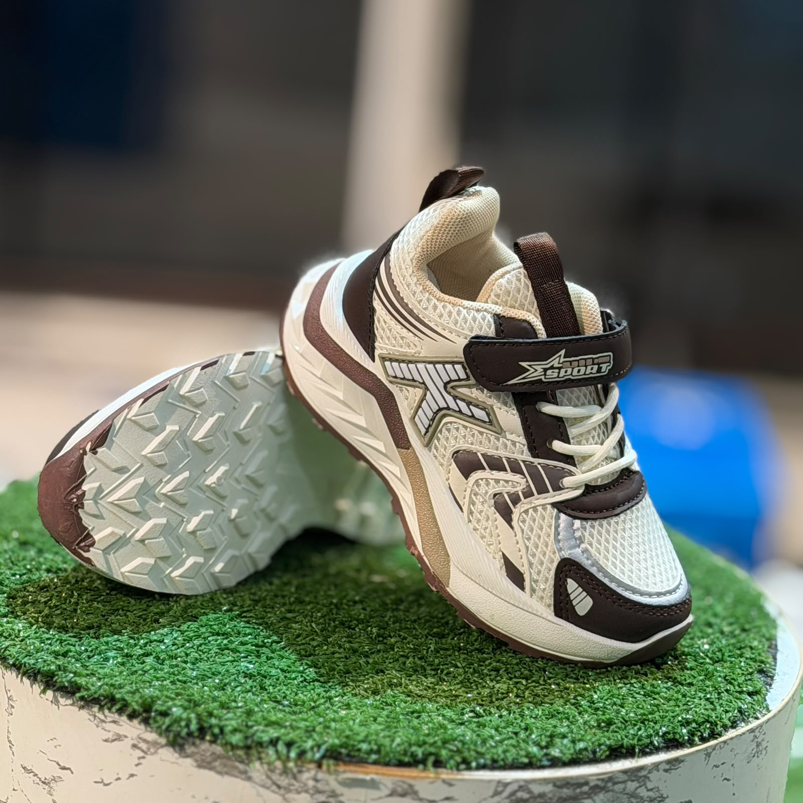 Kids Shoe 2009