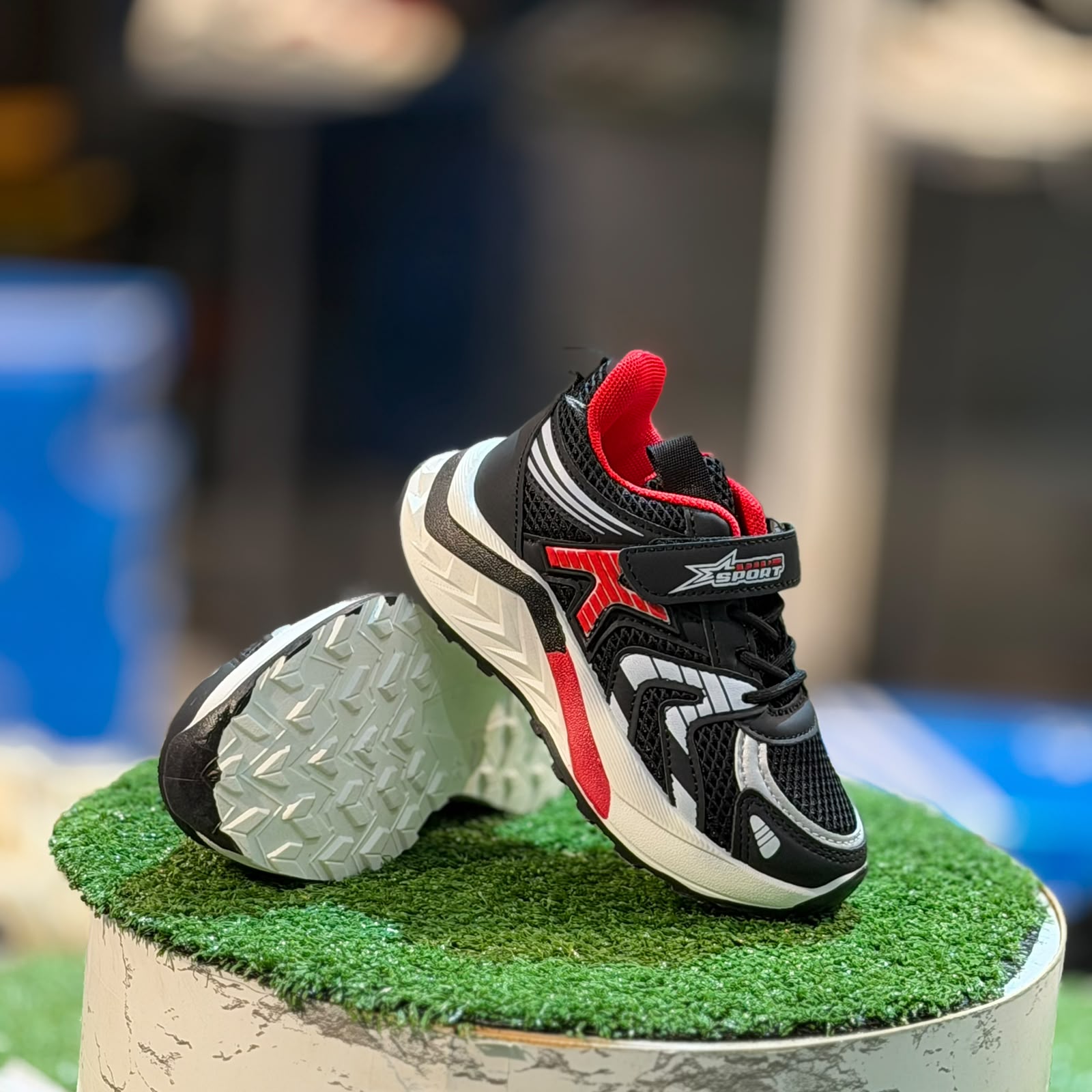 Kids Shoe 2010