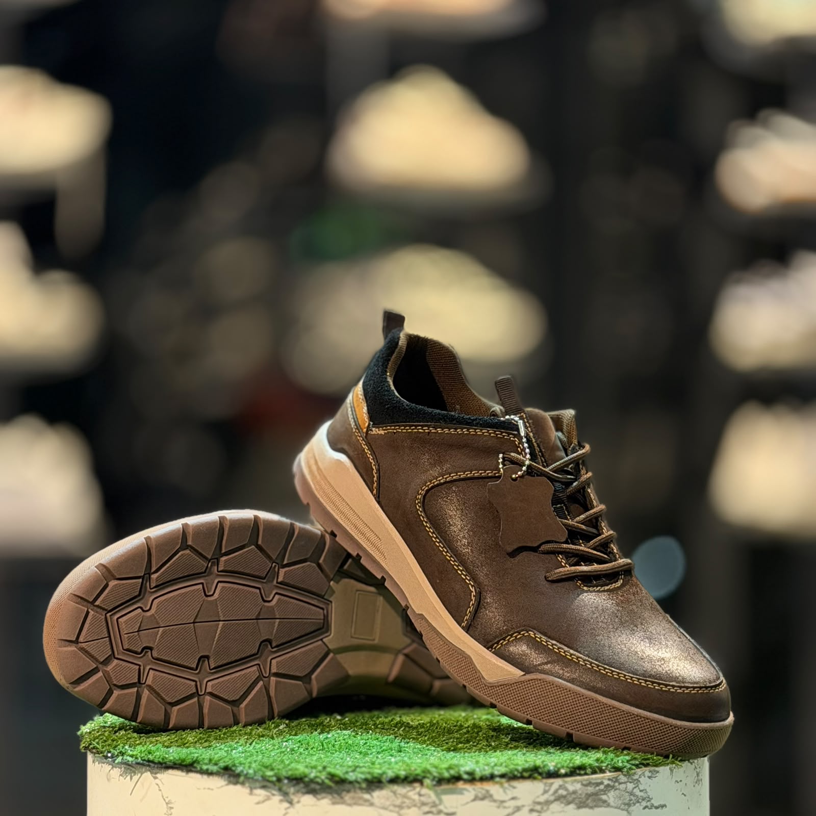 LP001 Leather Premium