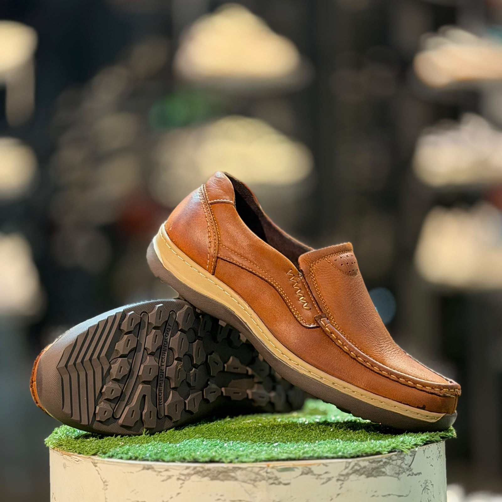 LP003 Leather Premium