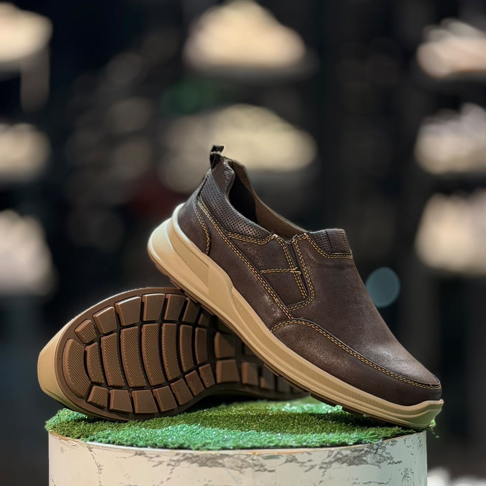 LP006 Leather Premium