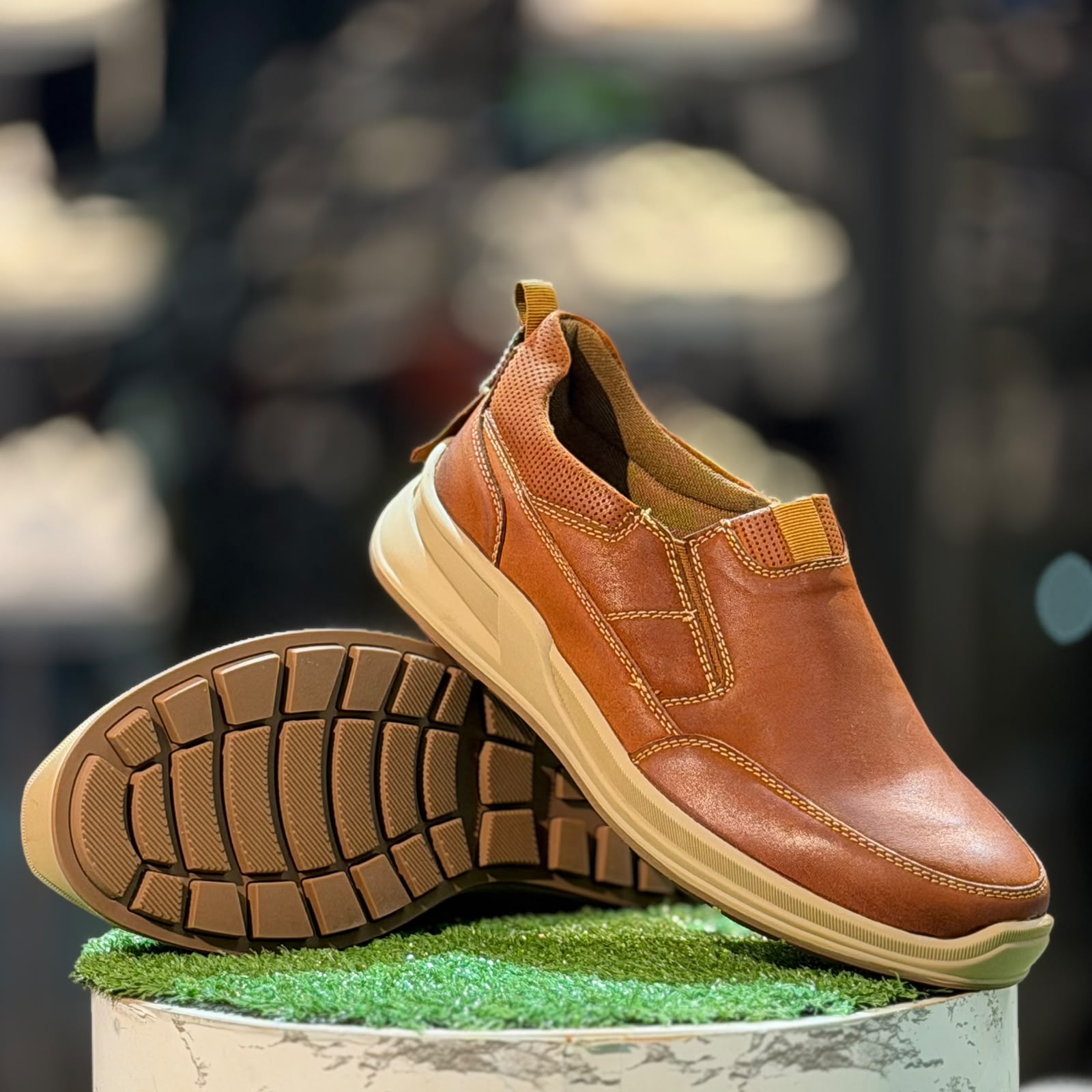 LP010 Leather Premium