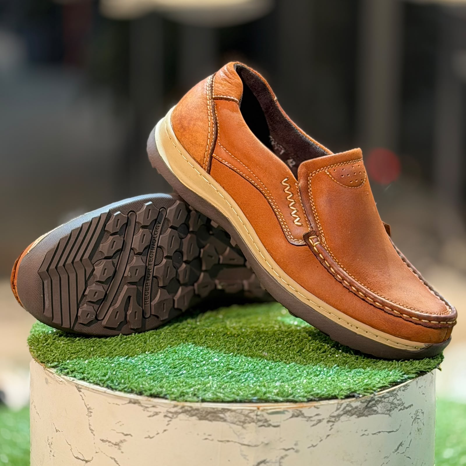 LP013 Leather Premium