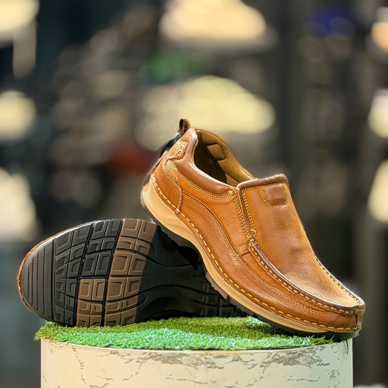 LP014 Leather Premium