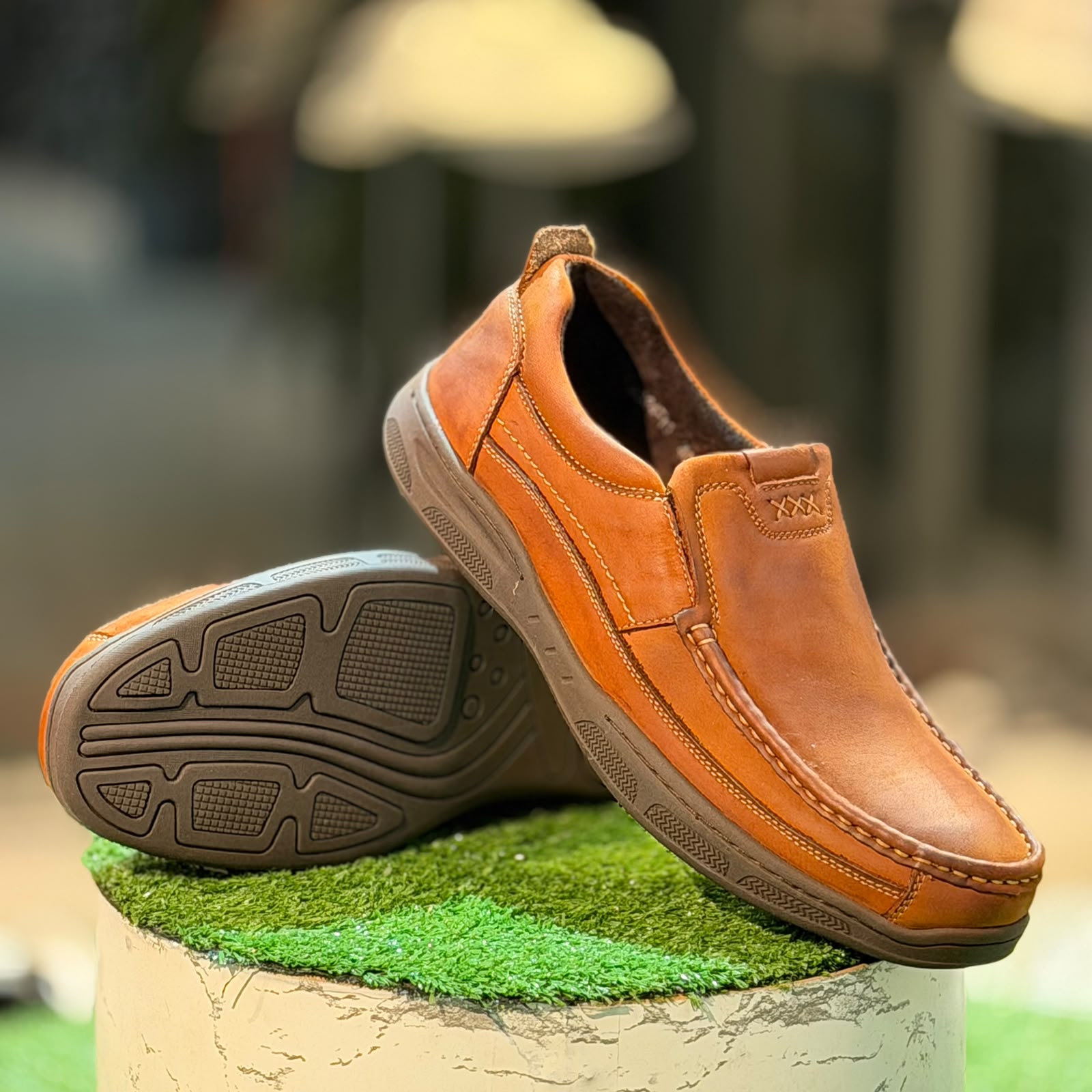 LP015 Leather Premium