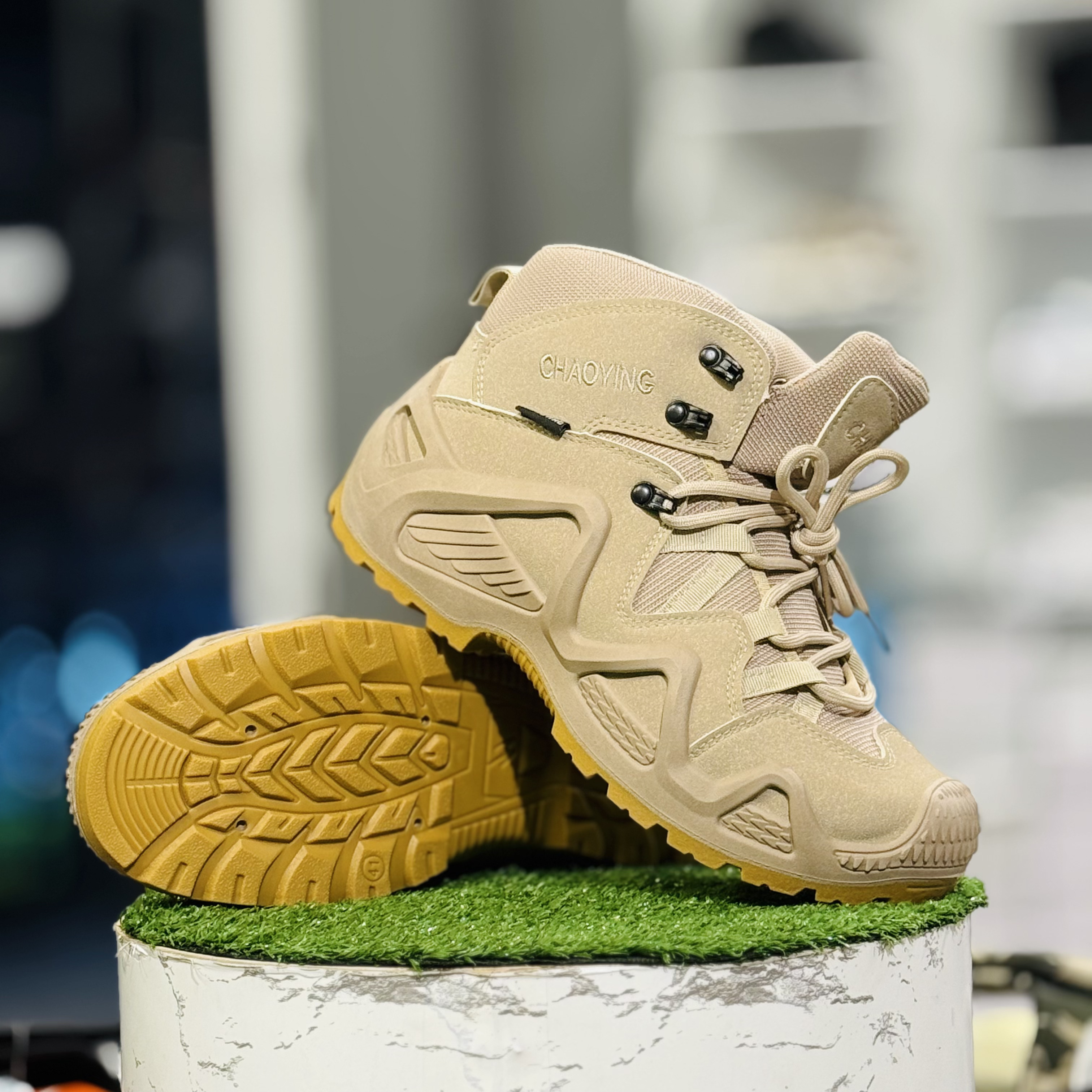 Lowa Tactical Boot Beige