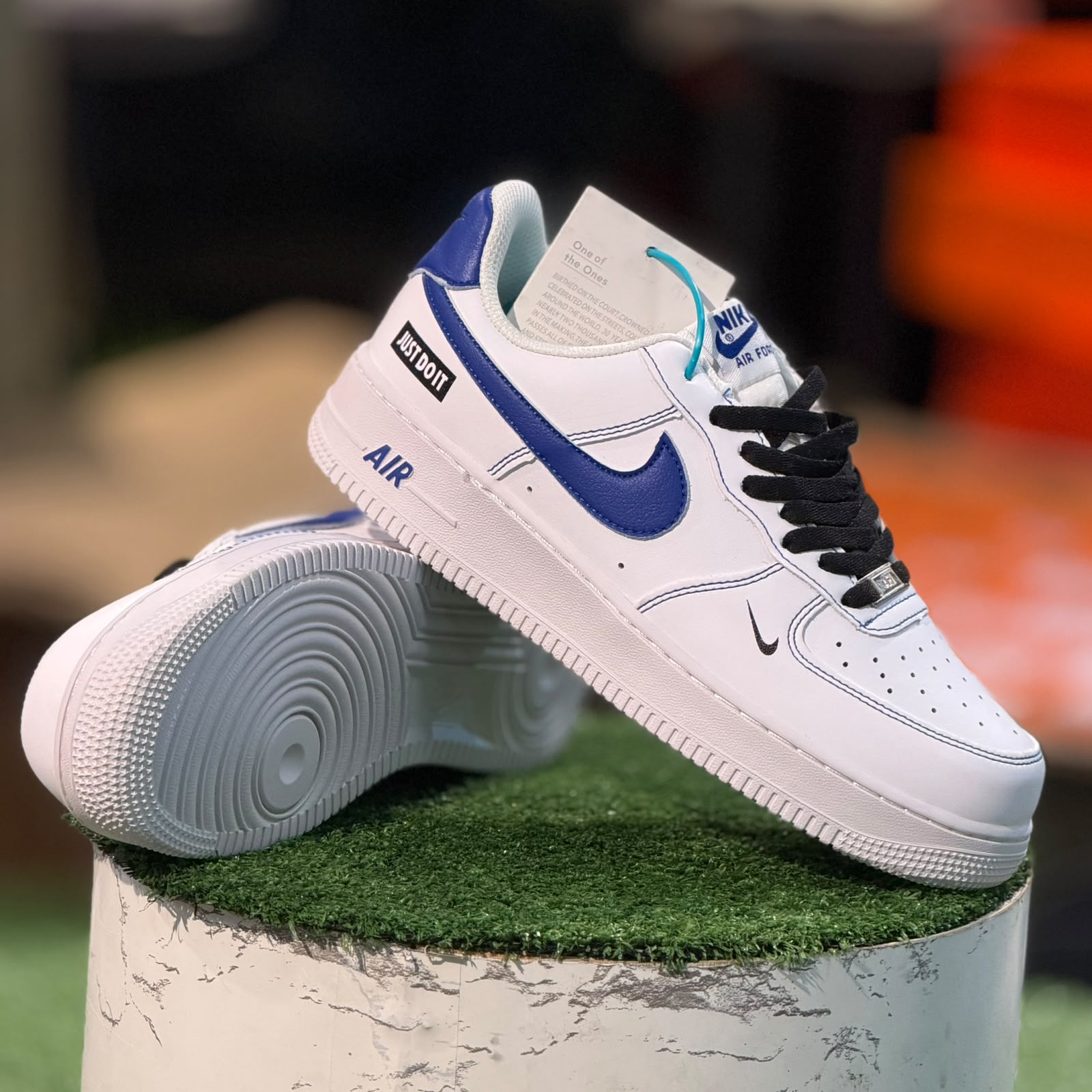 Nike Air Force 1 White Game Royal