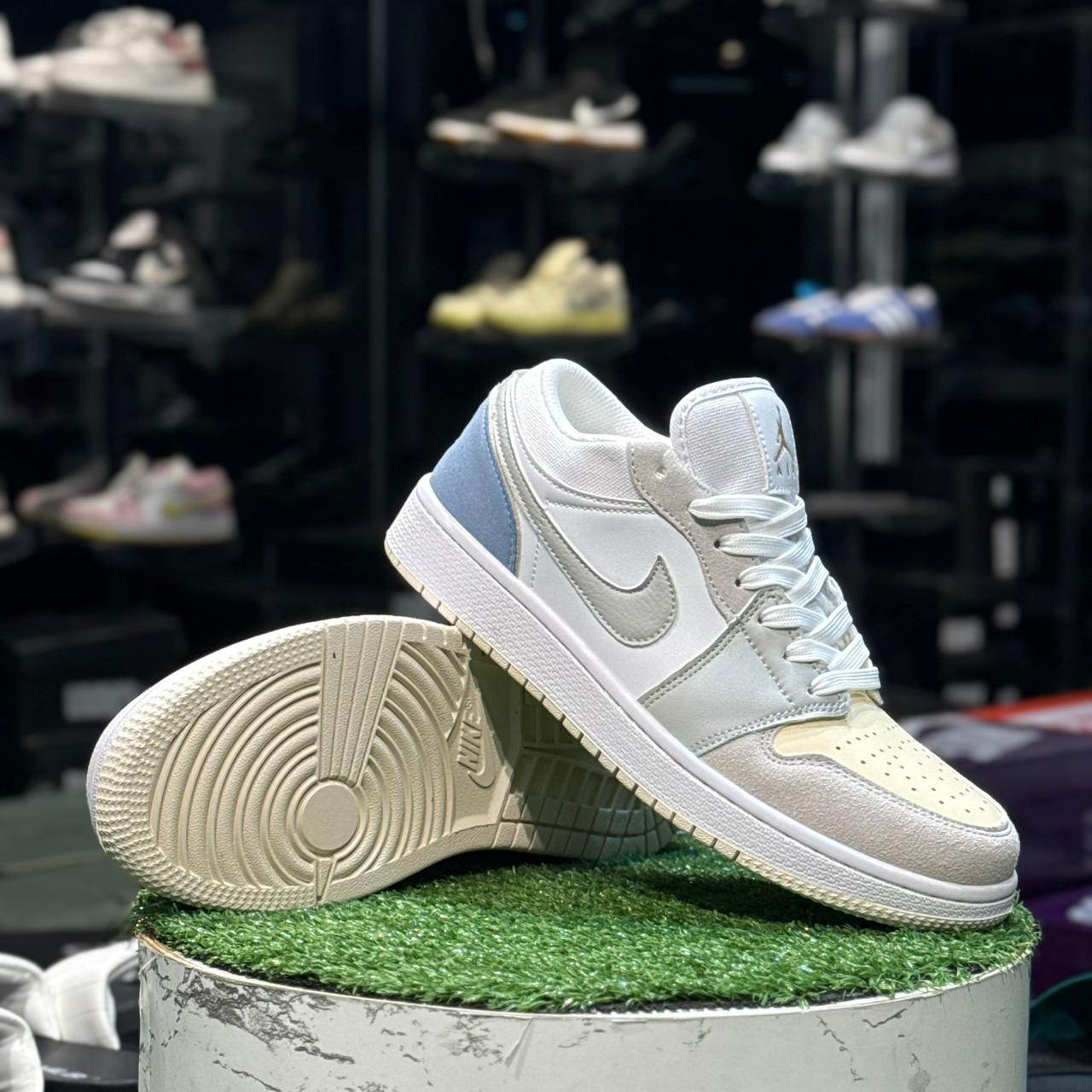 Nike Air Jordan 1 Low Paris