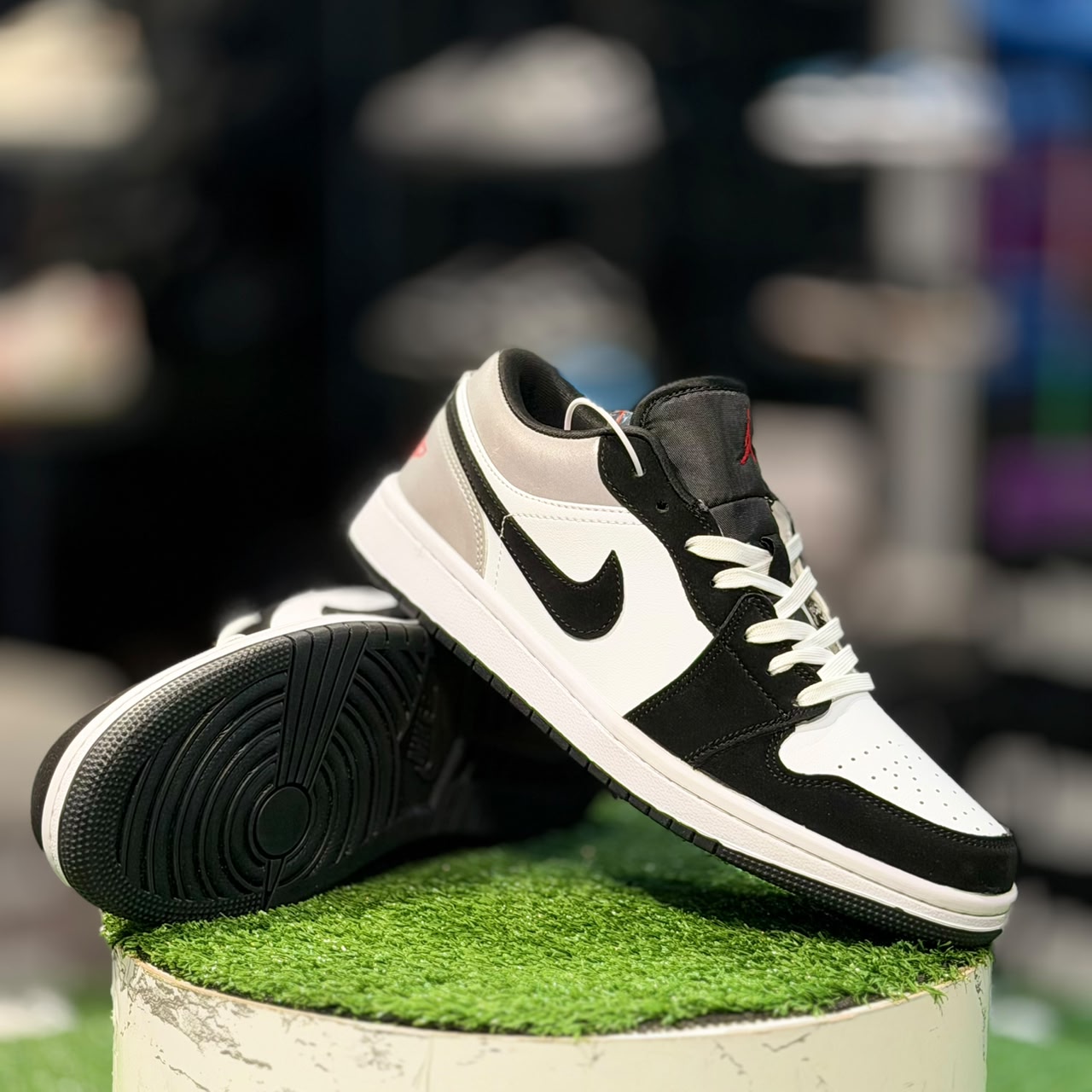 Nike Air Jordan 1 Low SE Panda Reflective Heel