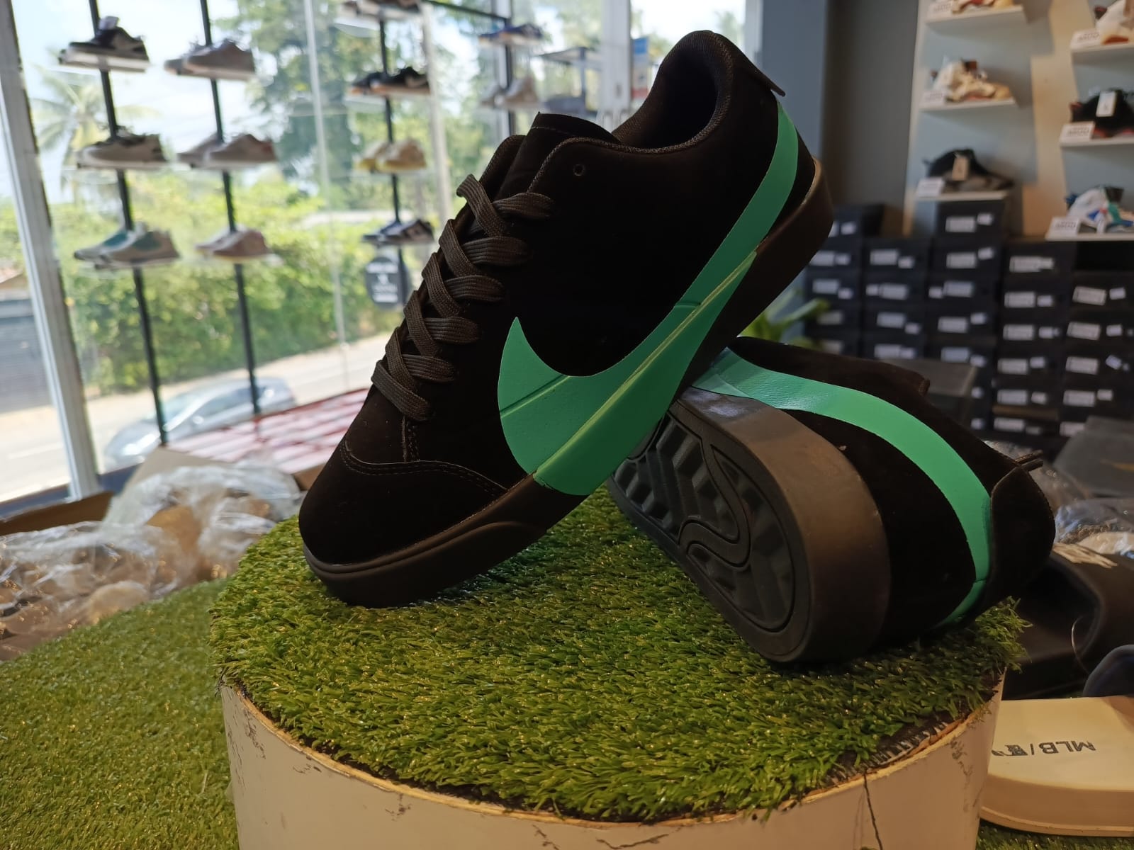 Nike Blazer City Low LX Black N Aqua