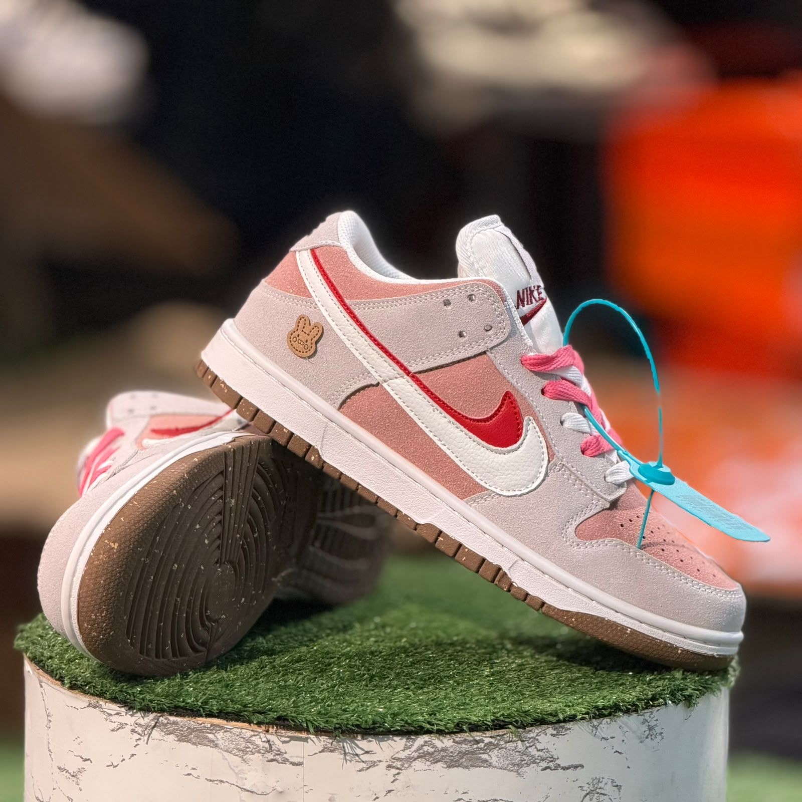Nike Dunk Pink Rabbit