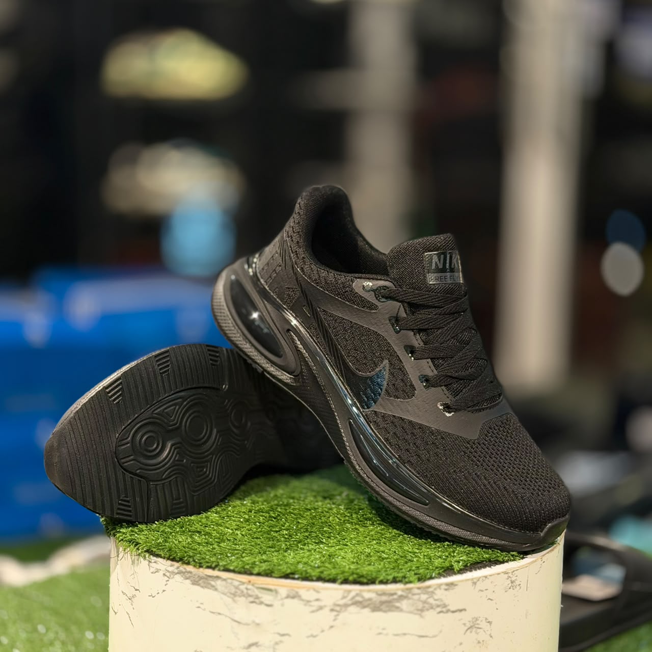 Nike Journey Run Black