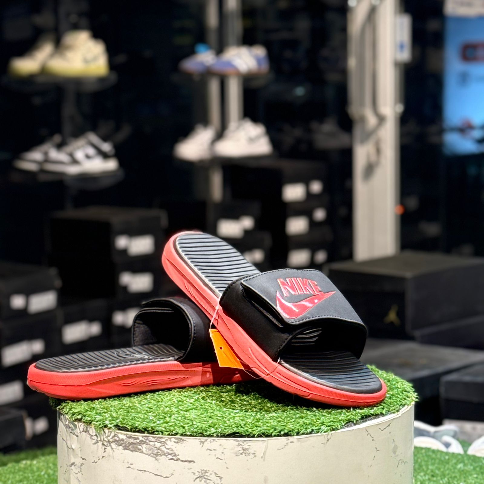 Nike Kawa Adjust slide Red & Black
