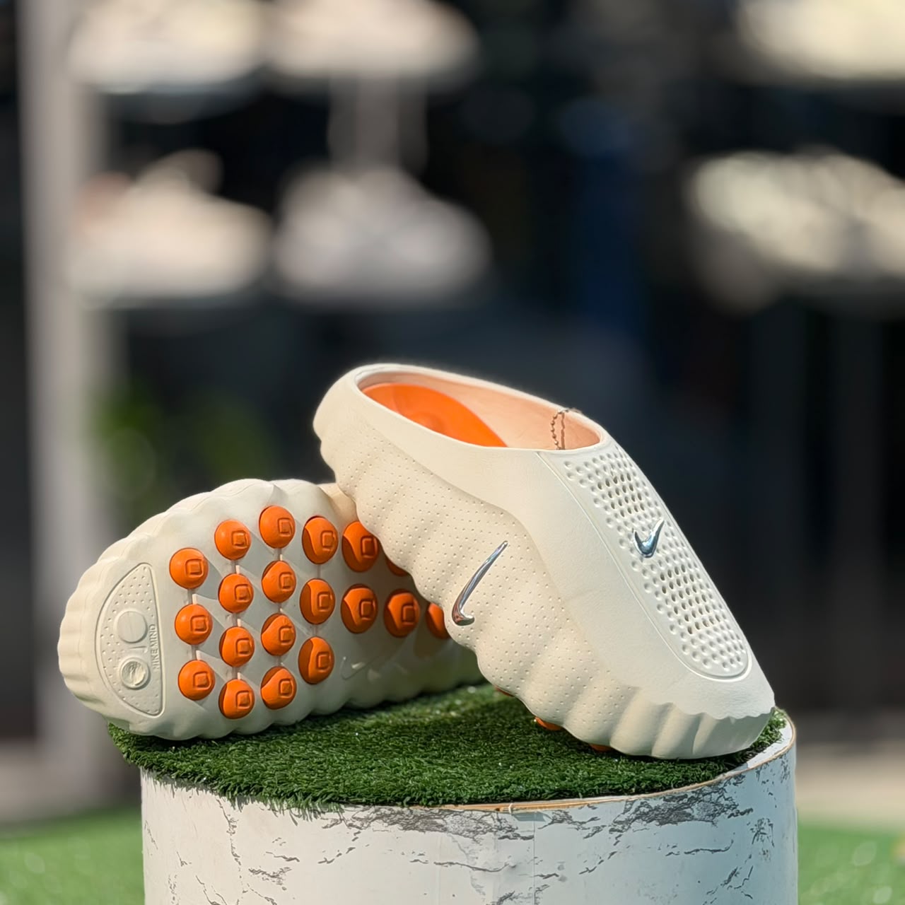 Nike Mind 001 Light Bone 