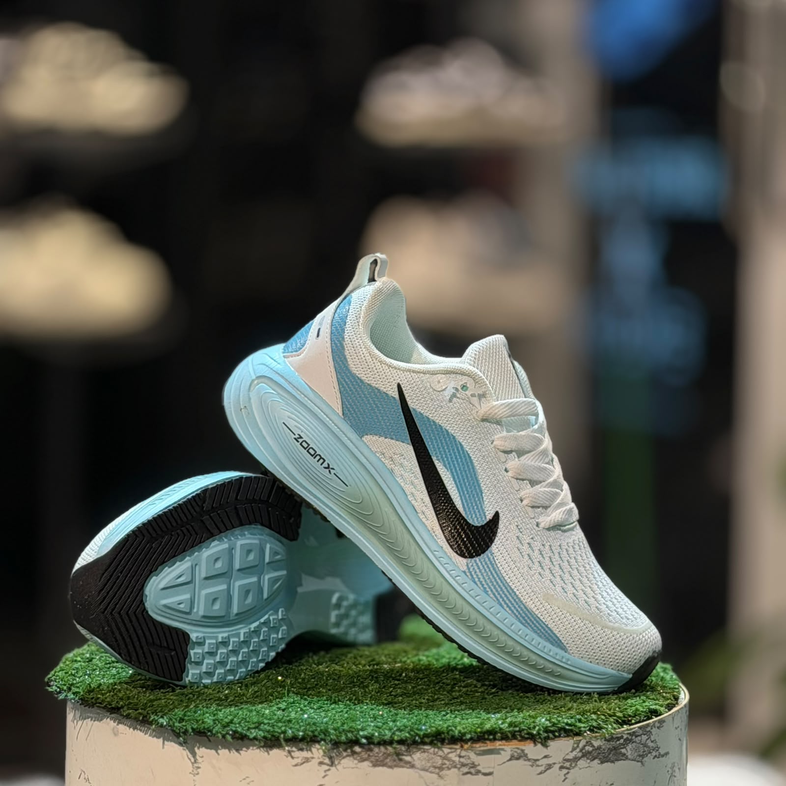Nike ZoomX Blue N White