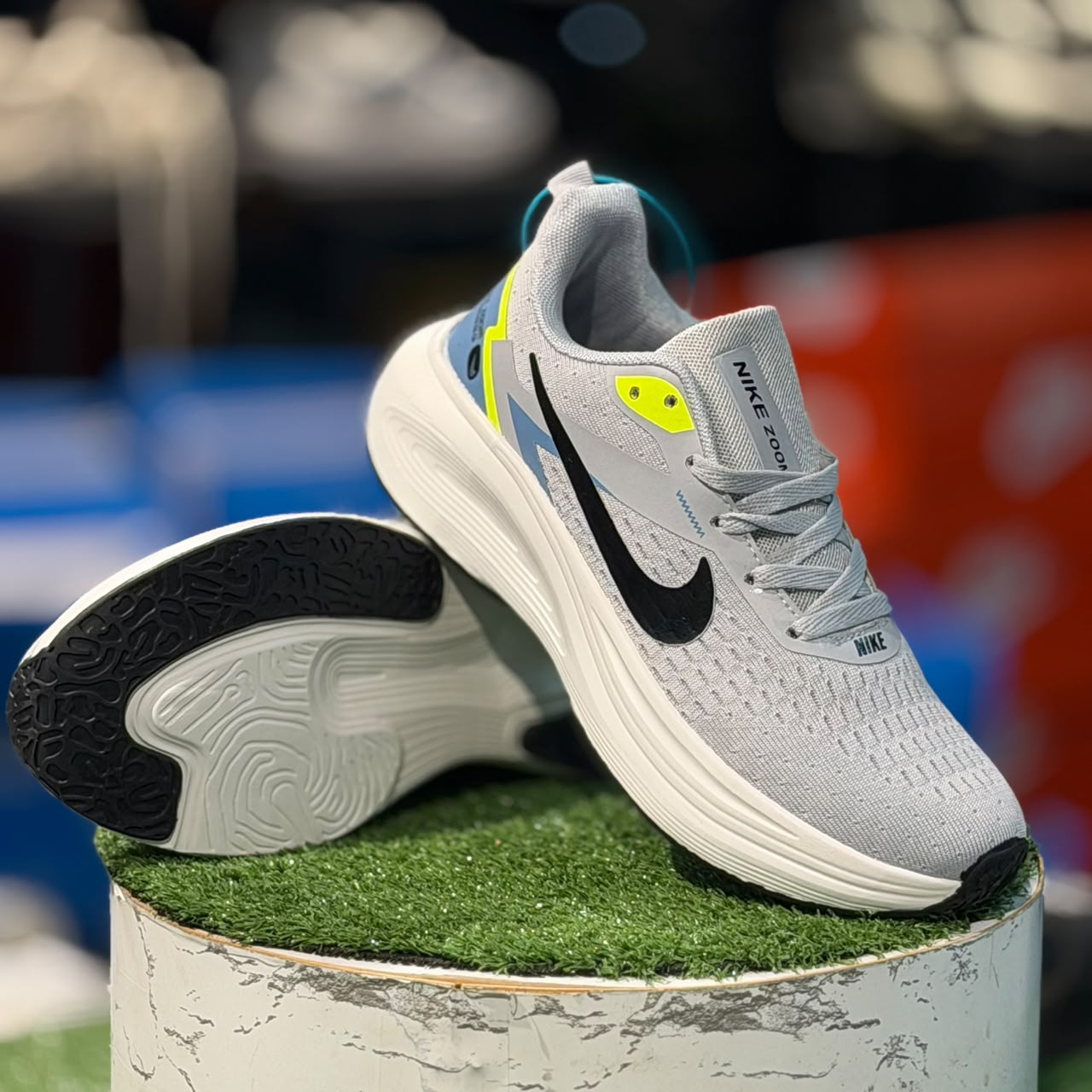 Nike Zoom Light Grey Running 
