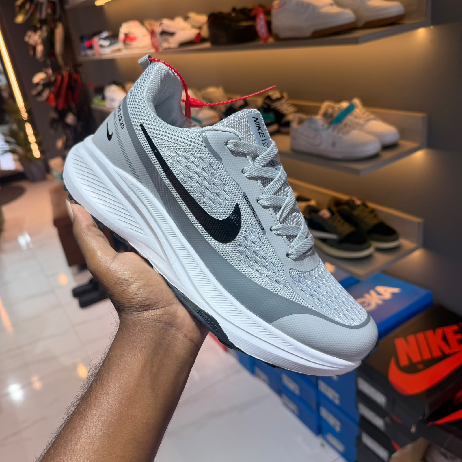 Nike Zoom Running Light Gray