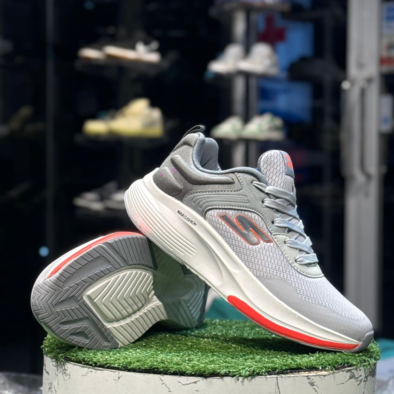 Skechers Go Run  gray and orange