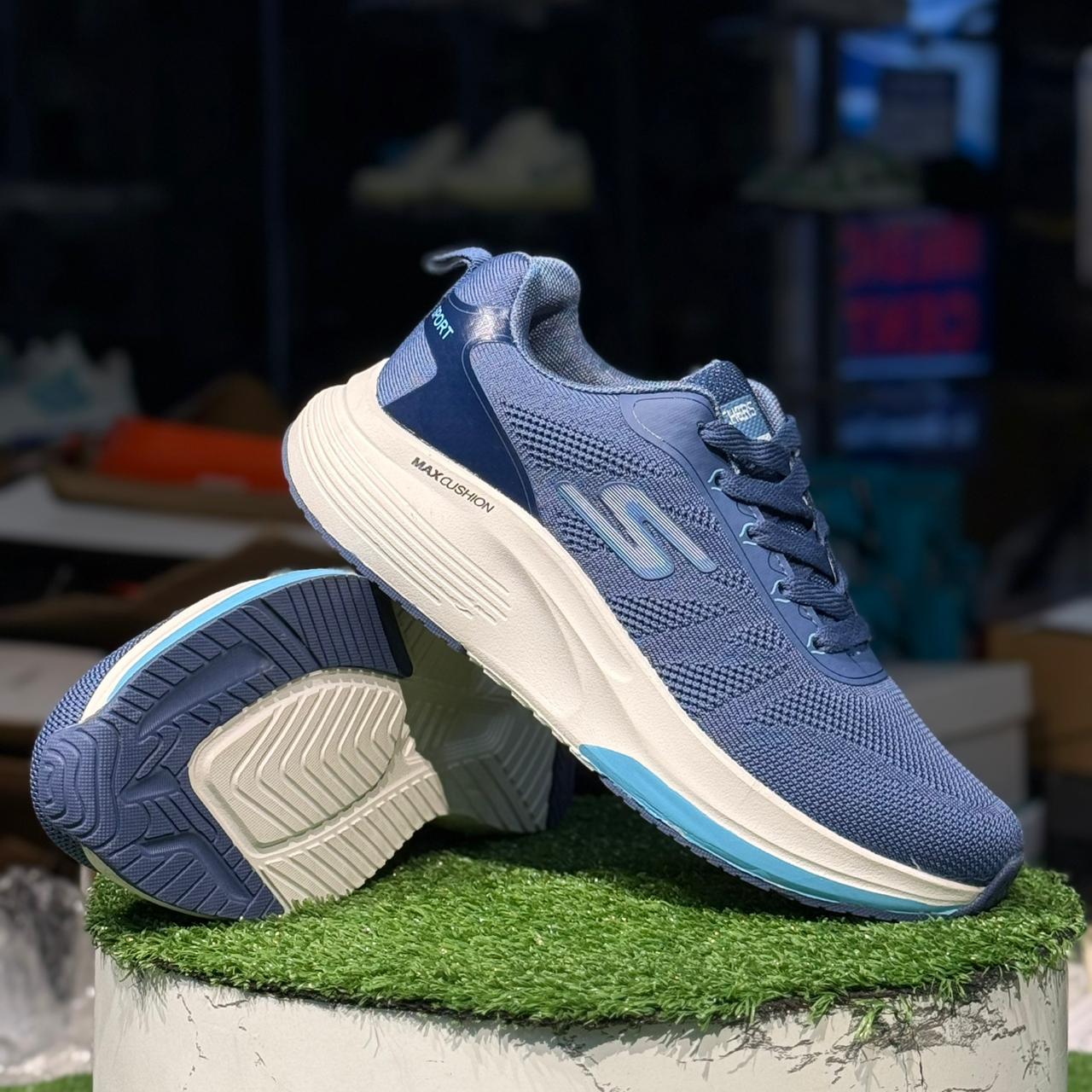 Sketchers Blue