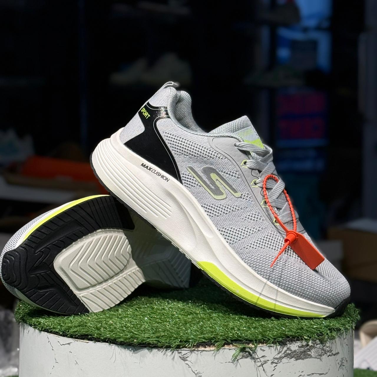 Sketchers Light Grey