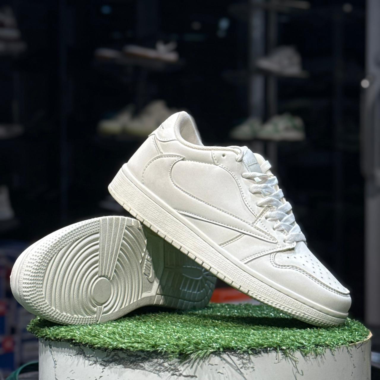 Travis Scott Michael Rubin White Party