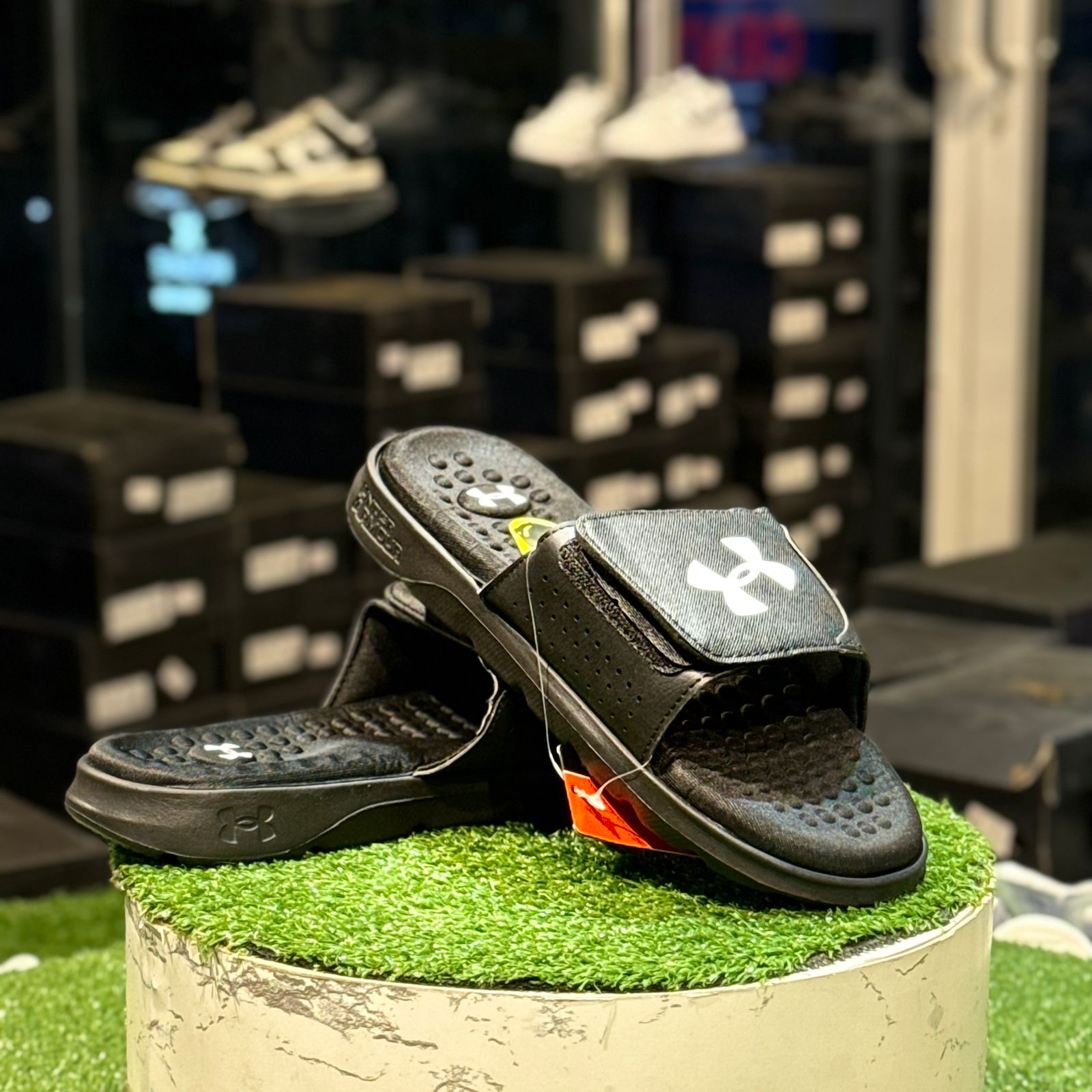 Under Armour Ignite Pro Slide Black