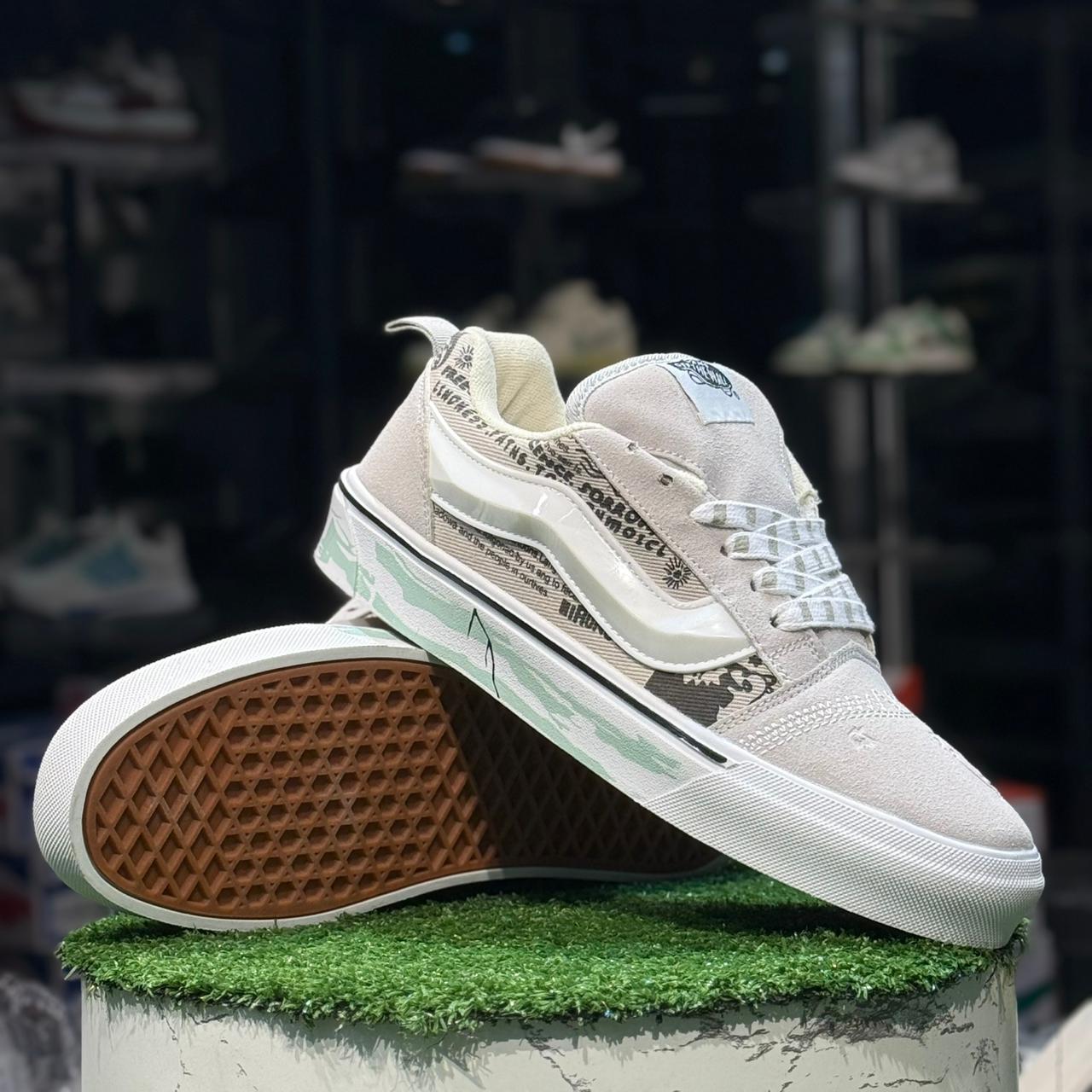 Vans Knu Skool x Hirono