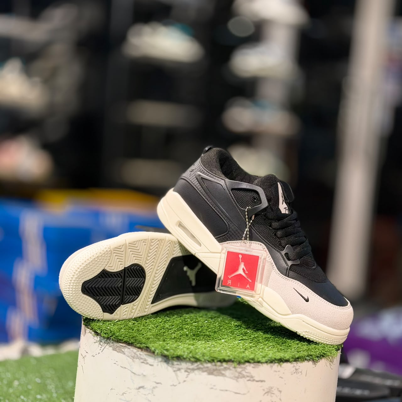 Air Jordan 4 RM Black Light Bone